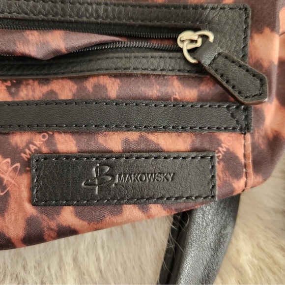 b. makowsky Leather Black Purse Bag Sachtel like new - Picture 9 of 15